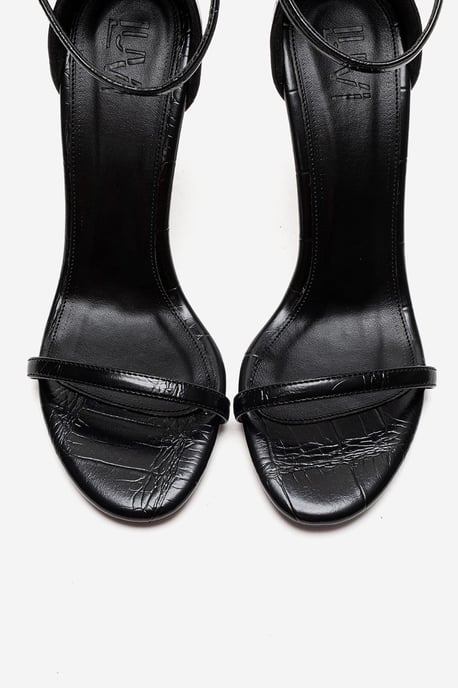 Yelena Pumps mit Knöchelriemen und Stilettoabsatz - Image 2