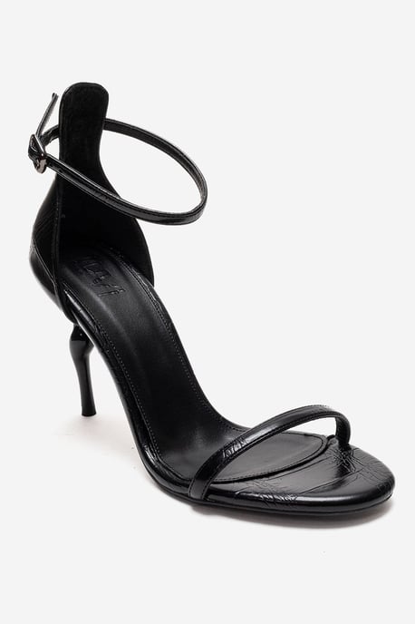 Yelena Pumps mit Knöchelriemen und Stilettoabsatz - Image 3