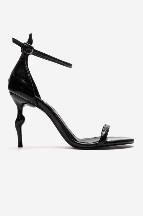 Yelena Pumps mit Knöchelriemen und Stilettoabsatz - Image 4