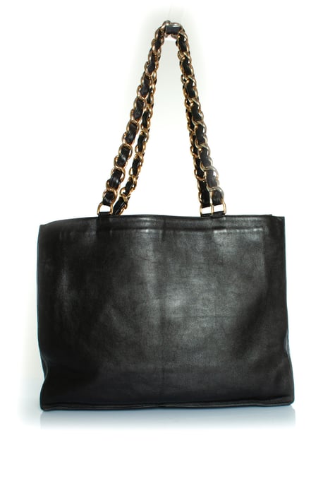 Chanel, Große Shopper-Tasche aus schwarzem Lammleder - Image 2