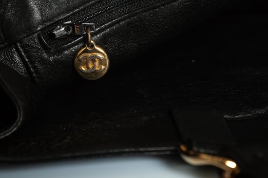 Chanel, Große Shopper-Tasche aus schwarzem Lammleder - Image 5