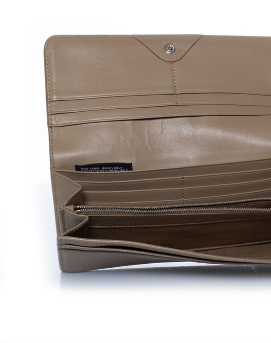 Fendi Hypnotize Geldbörse aus beigefarbenem Kalbsleder, zweifach gefaltet - Image 3