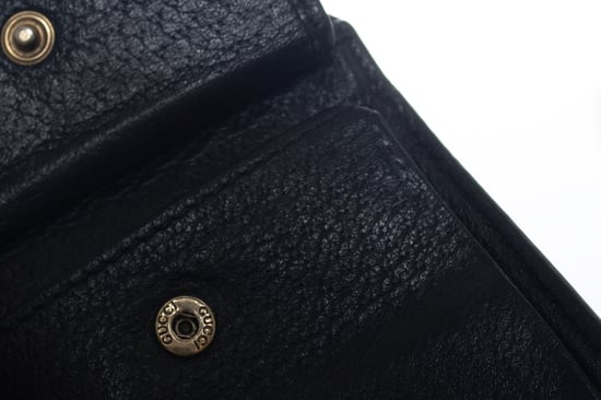 Gucci, schwarze Ledergeldbörse mit Biene - Image 5