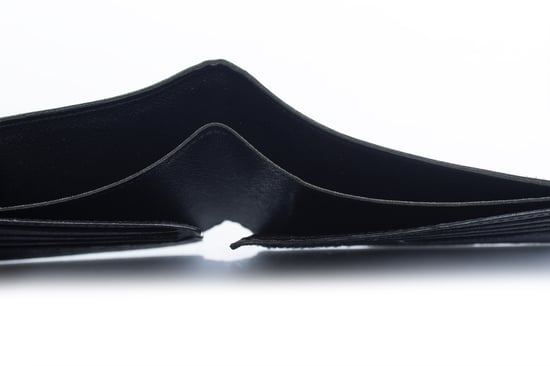 Louis Vuitton, schwarze Geldbörse aus genarbtem Leder mit LV-Logo - Image 5