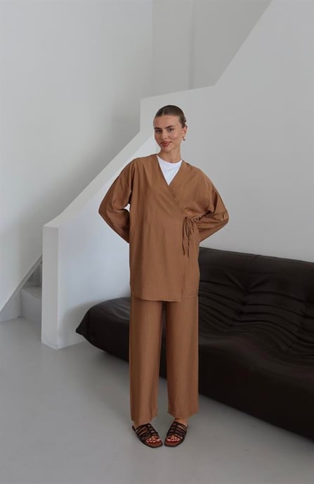 Knitterlook Textured Kimono Anzug Braun - Image 6