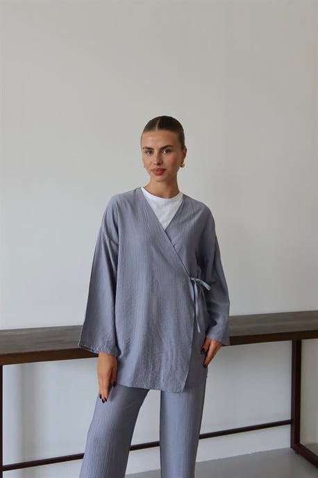 Knitterlook Textured Kimono Anzug Grau - Image 4