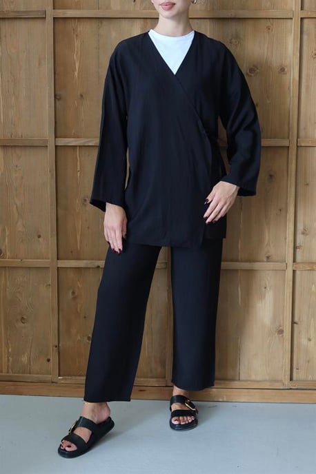 Knitterlook Textured Kimono Anzug Schwarz - Image 4