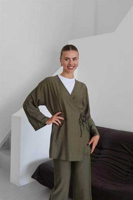 Knitterlook Textured Kimono Anzug Khaki - Image 2