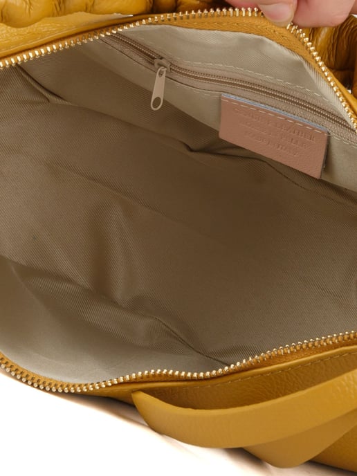 Giulia Monti Schultertasche Senf - Image 4