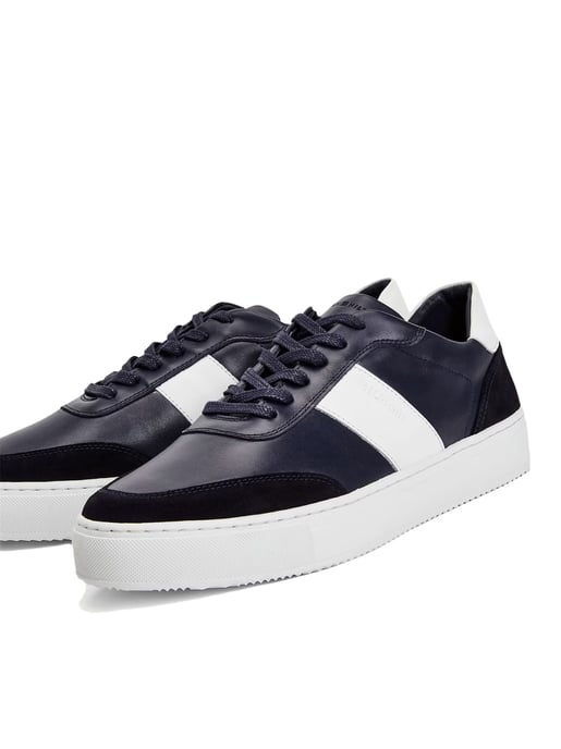 Premium-Sneaker mit Cupsohle und Streifen - Image 3