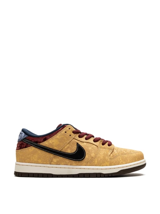 SB Dunk Low Pro 'City of Cinema' Sneakers - Image 1