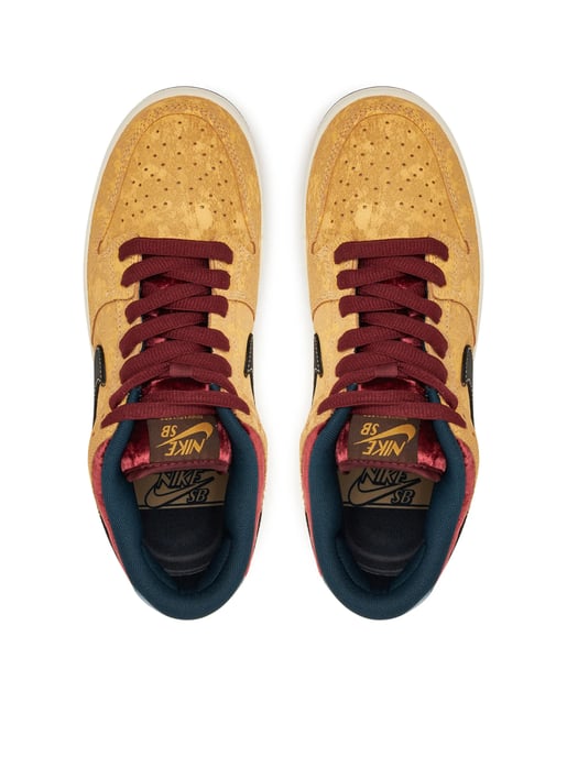 SB Dunk Low Pro 'City of Cinema' Sneakers - Image 4