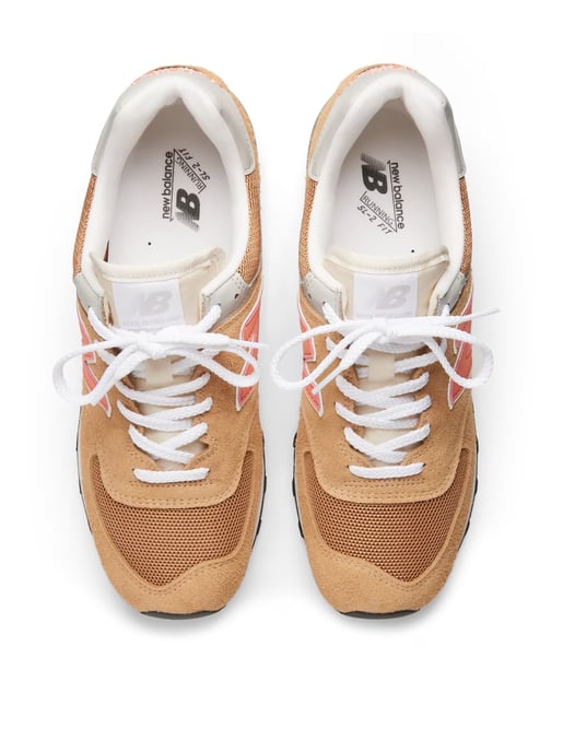 576 Latte Sneakers, hergestellt in Großbritannien - Image 4