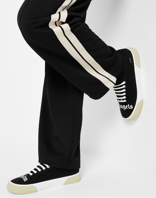 Logo Skaters Sneakers - Image 6