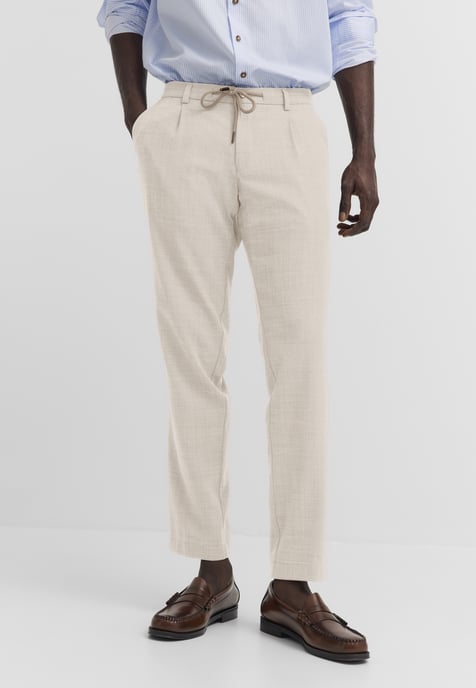 Bugatti Herren Bundfaltenhose mit Stretch und easy-care Funktion - Image 1