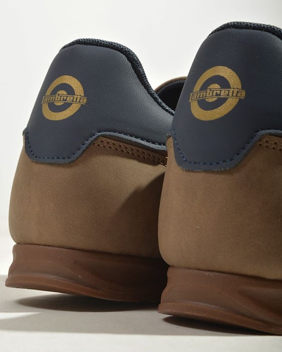 Lambretta Tackle Herren Sneaker in Taupe/Navy - Image 4