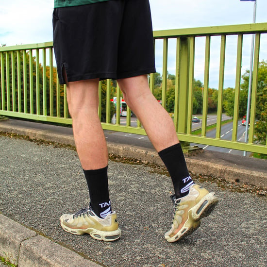 6er-Pack Herren Bambus Crew Grip Socken | Verstärkter Fersen- und Zehenbereich weiche rutschsichere Socken - Image 4