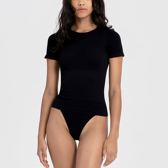 Damen Essentials Basic T-Shirt Formend Recycelter Stretch Alltagsschnitt - Image 4