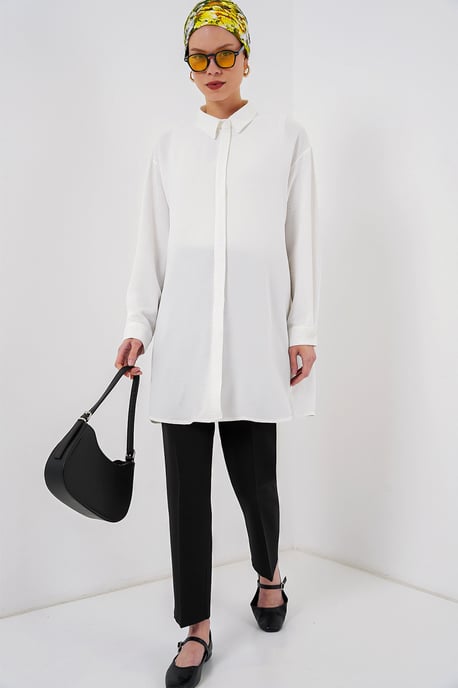 Oversized Langarm-Bluse mit Knopfleiste und Hemdkragen - Image 2