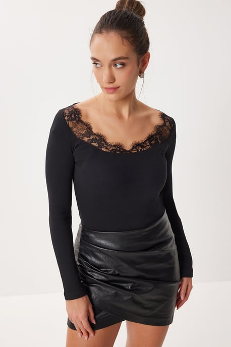 Bluse mit Spitzen-Detail und langen Ärmeln - Image 2