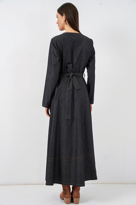Gürteldesign Denim-Midikleid - Image 6