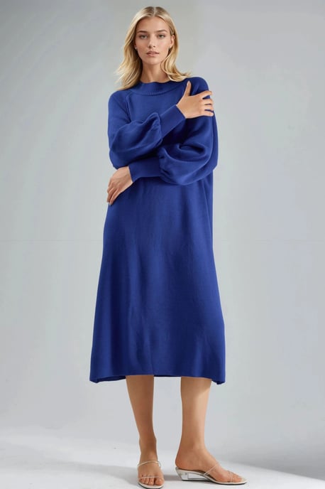 Langes, locker sitzendes, geripptes Strickkleid mit Rundhalsausschnitt - Image 1