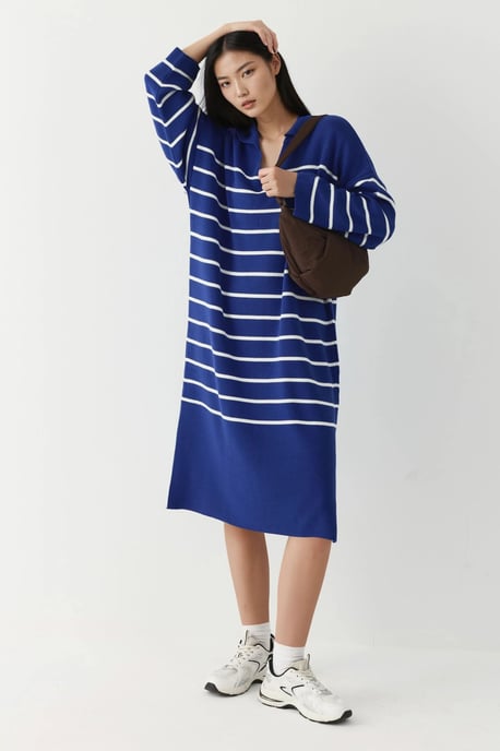 Gestreiftes V-Ausschnitt Midi-Strickkleid mit Schlitz in lockerer Passform - Image 5