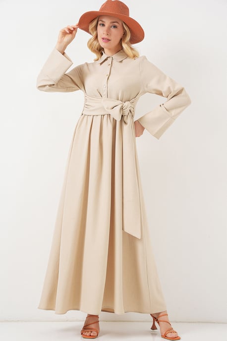 Langärmliges A-Linien Maxi-Kleid mit Taillenbanddetail - Image 1