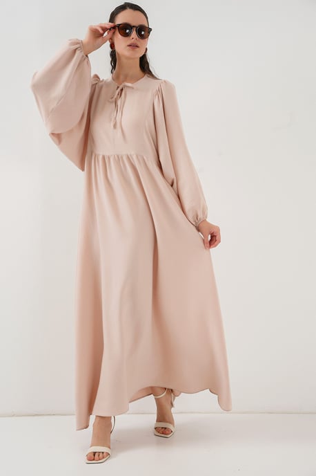 Gemustertes Maxikleid mit Schleife - Image 2