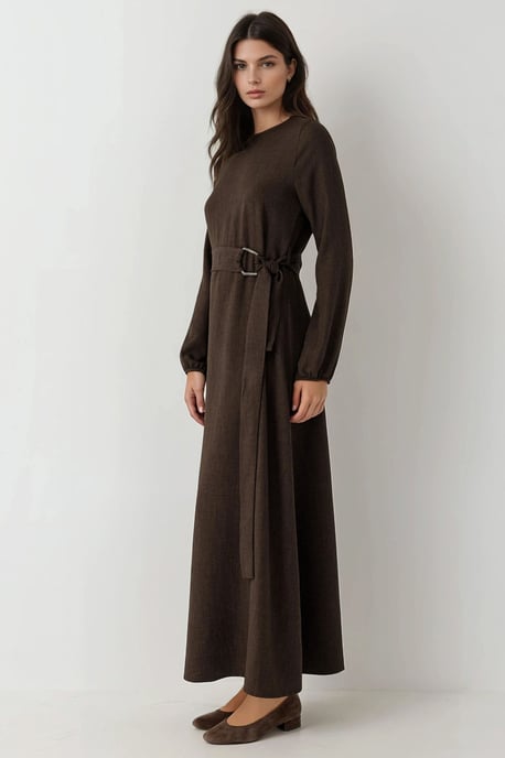 Maxi-Kleid mit langen Ärmeln und gewölbtem Detail - Image 2