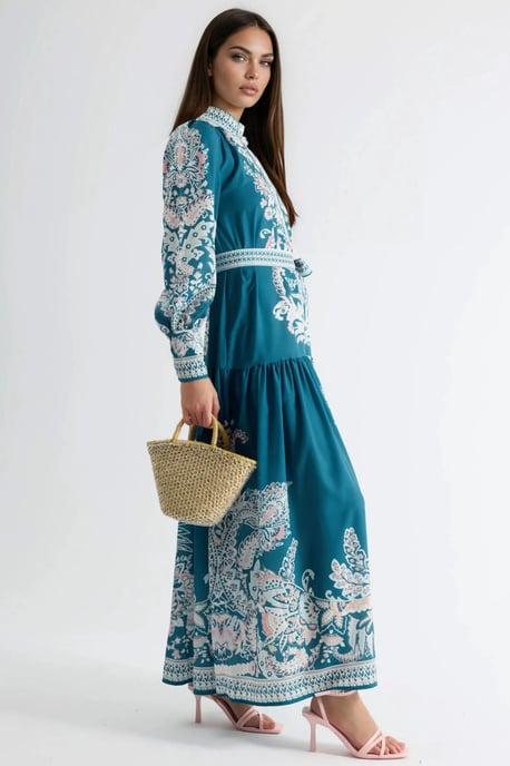 Maxikleid mit Stehkragen und Gürtel - Image 3