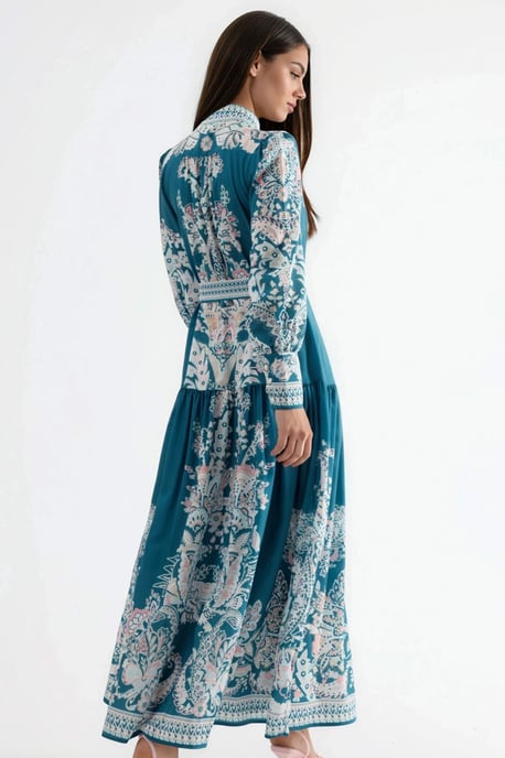Maxikleid mit Stehkragen und Gürtel - Image 4