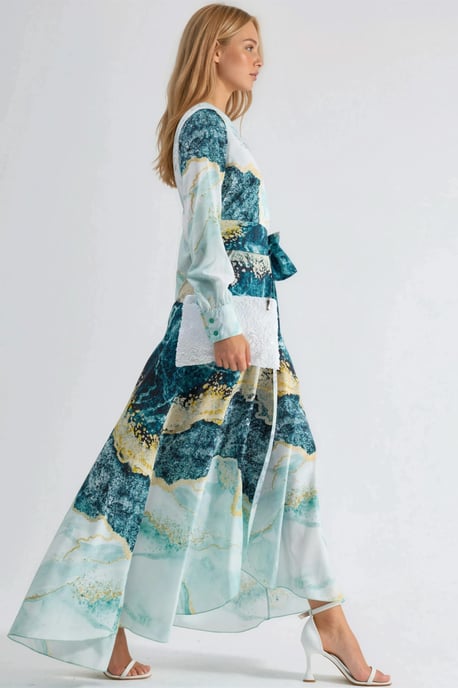 Maxikleid mit abstraktem Druck und langen Ärmeln sowie Bindegürtel - Image 2