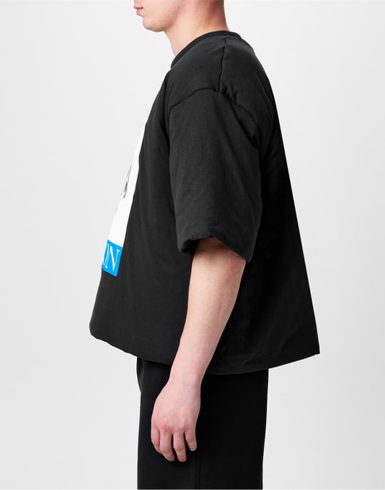 Gepolstertes T-Shirt mit aufgemaltem Reiher-Logo - Image 4