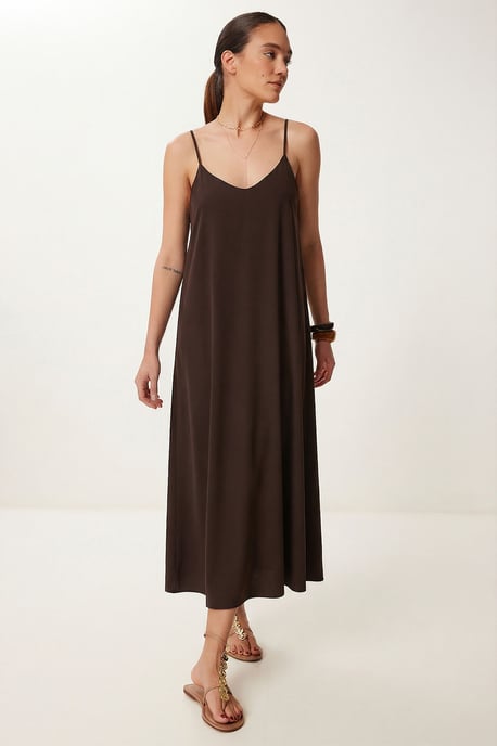 Lässiges Midi-Kleid mit U-Ausschnitt - Image 3