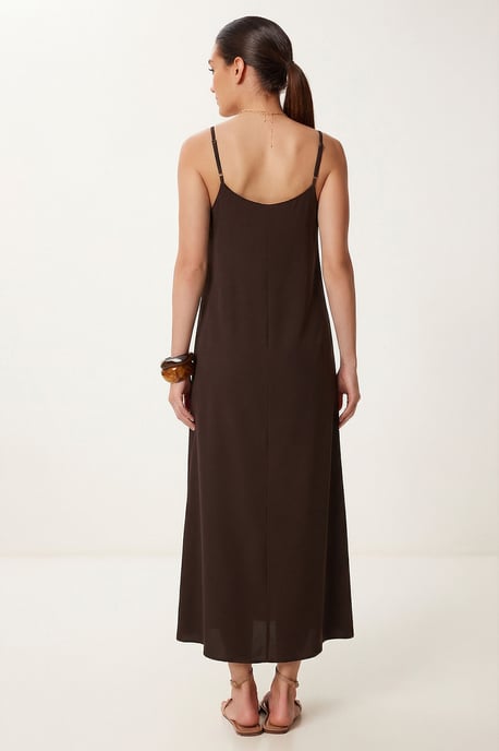 Lässiges Midi-Kleid mit U-Ausschnitt - Image 5