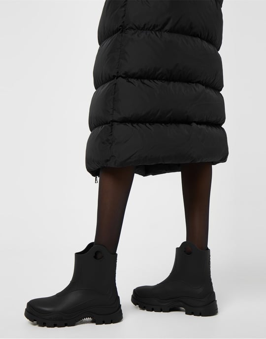 Misty Logo Round Toe Regenstiefel - Image 6