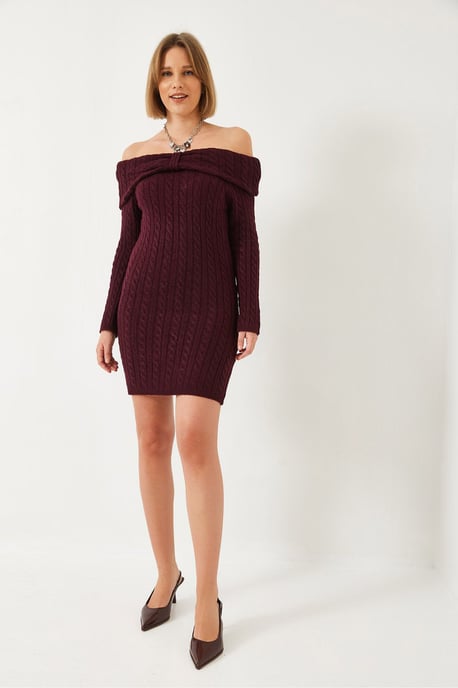 Trägerloses enges Kleid mit Kabelstrickmuster - Image 2