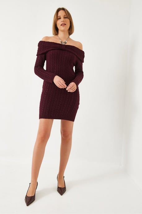 Trägerloses enges Kleid mit Kabelstrickmuster - Image 3