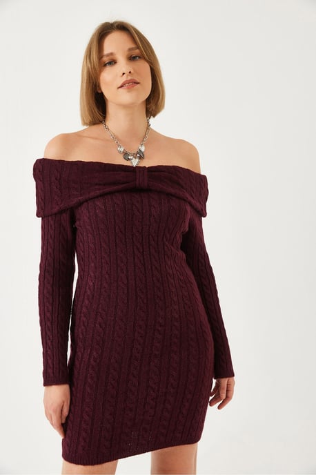 Trägerloses enges Kleid mit Kabelstrickmuster - Image 4