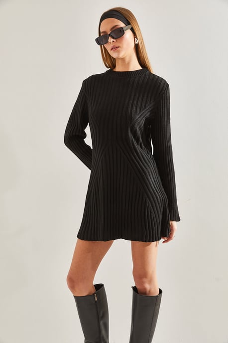 Strukturiertes Strickkleid mit Rundhalsausschnitt - Image 6