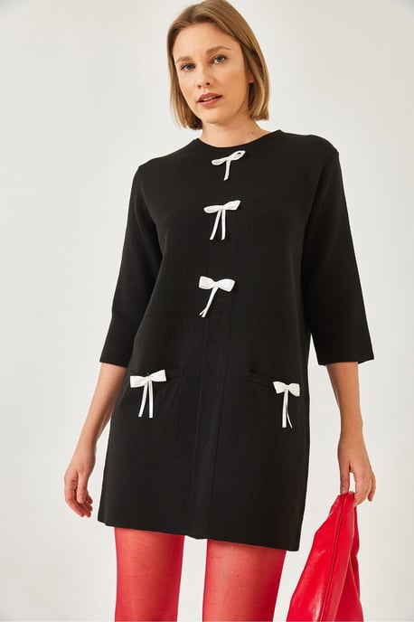 Texturiertes Strickkleid mit Schleife - Image 3