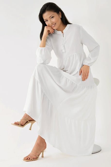 Texturiertes Maxi-Kleid mit Rundhalsausschnitt und Knöpfen - Image 2