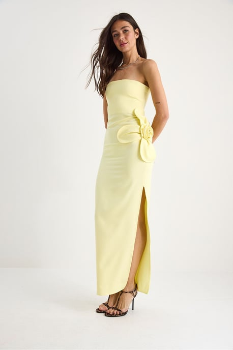 Trägerloses Blumen-Maxikleid mit Schleifendetail - Image 4