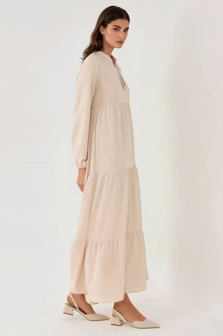 Strukturierter Maxikleid mit Rundhalsausschnitt und Knöpfen - Image 4