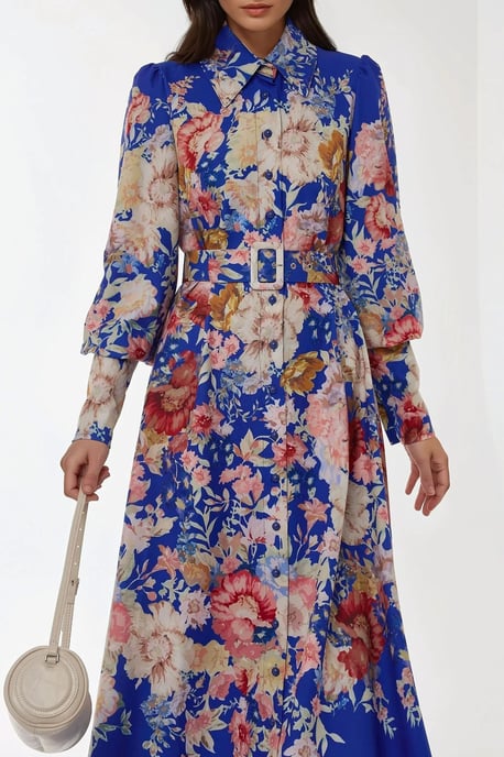 Bedrucktes Maxikleid mit langen Ärmeln und Gürtel - Image 6