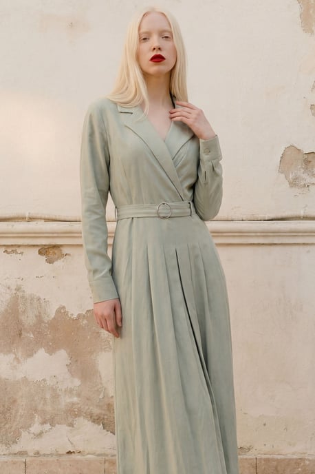 Gürteltui Langarm-Maxikleid - Image 3