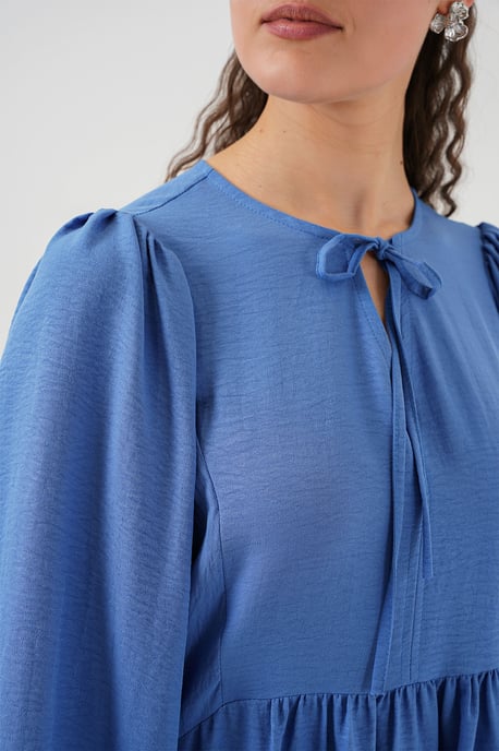 Gemustertes Maxikleid mit Schleife - Image 5