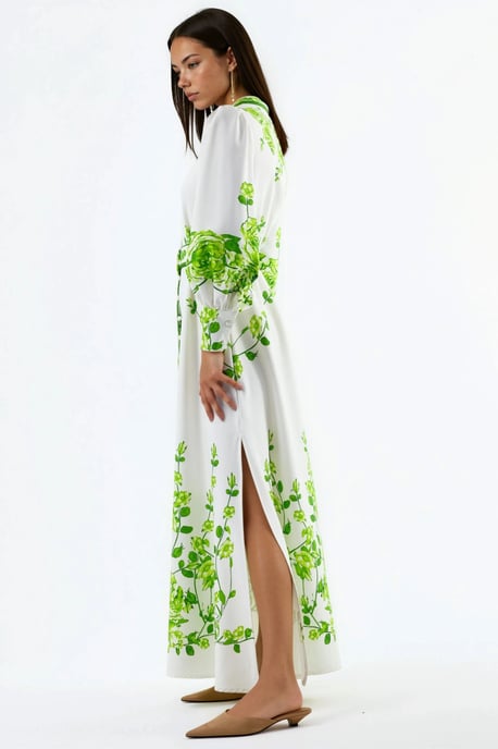 Blumiges Langarm-Maxikleid mit Gürtel und Mandarin-Kragen - Image 2