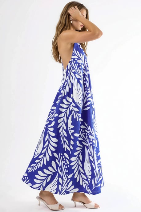Gemustertes Neckholder-Maxikleid - Image 3